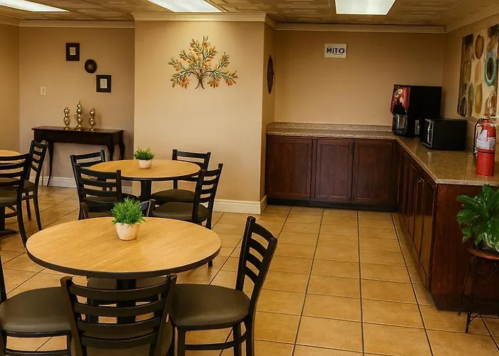Hotel Mho Casa Grande Near I-10 *